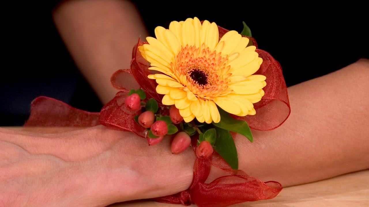 Gerbera Homecoming, Dramatic Corsages and Boutonnieres