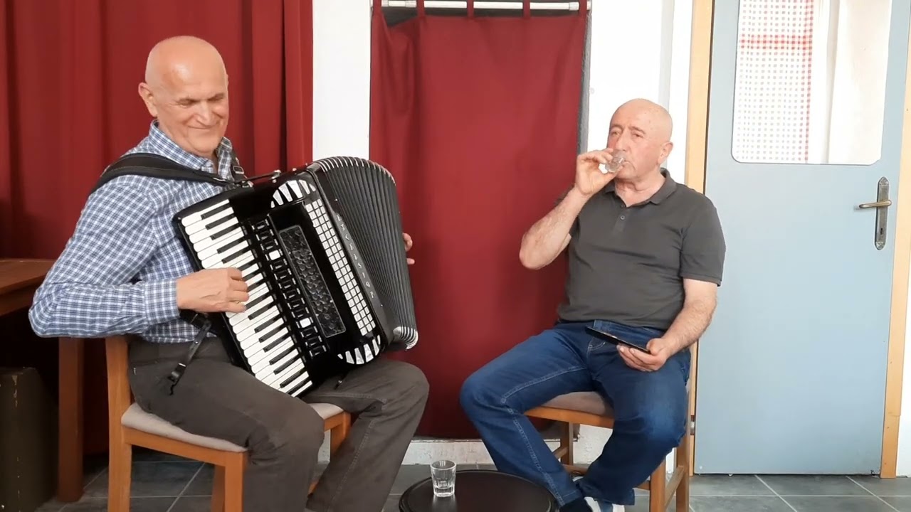 Zarasle su staze moje,         Jozo Franjić