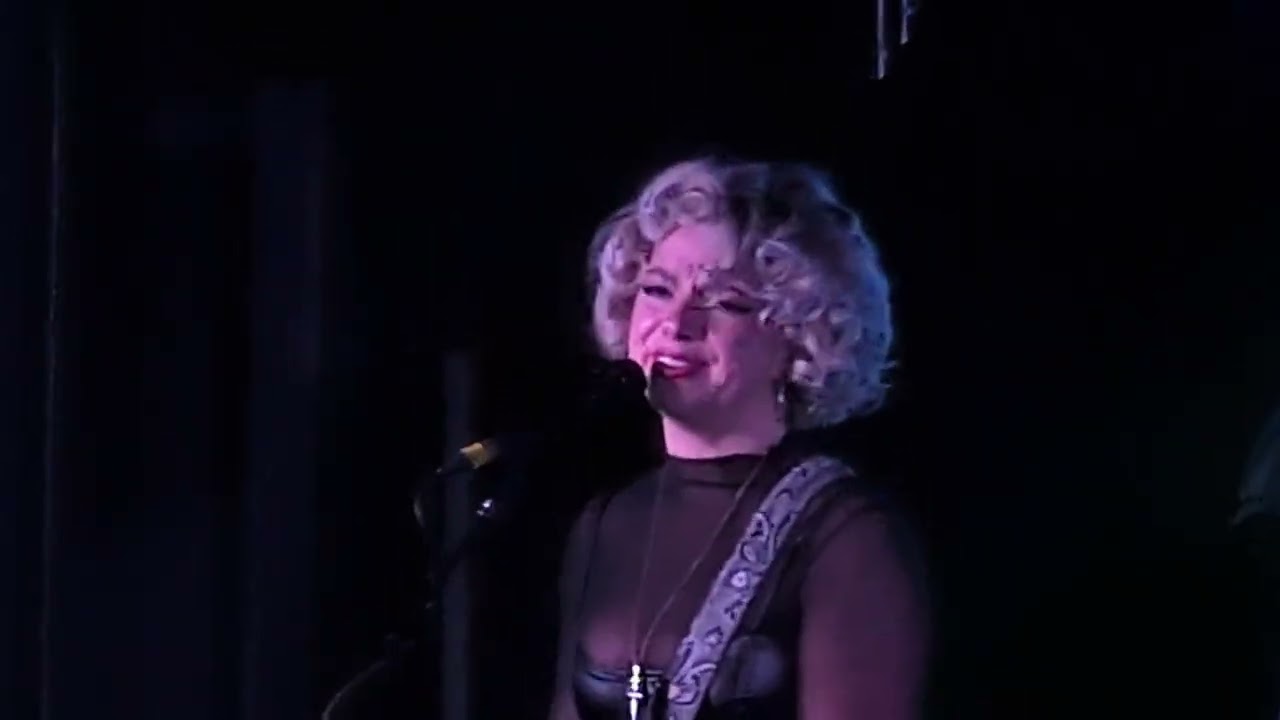 Samantha Fish at the Ludlow Garage, Saturday 13 Dec 2025 - 1