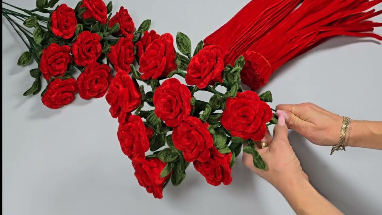 🌹 Rose con scovolini 🌹Non crederai che sono fatte con scovolini! 🌹 | DIY Tutorial #rose #pipecleaner
