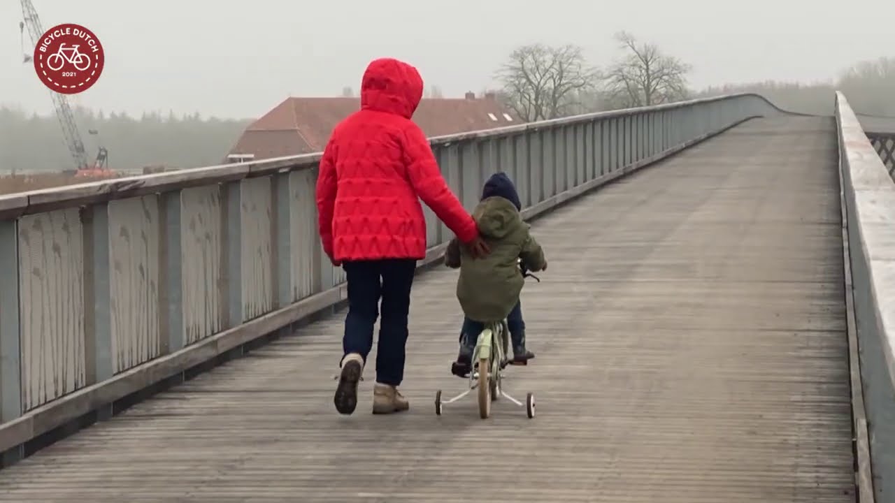 The new longest cycling bridge of Europe