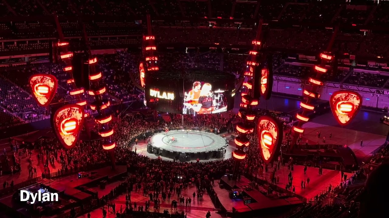 DYLAN, Ed Sheeran: +-=÷x Tour Las Vegas 2023