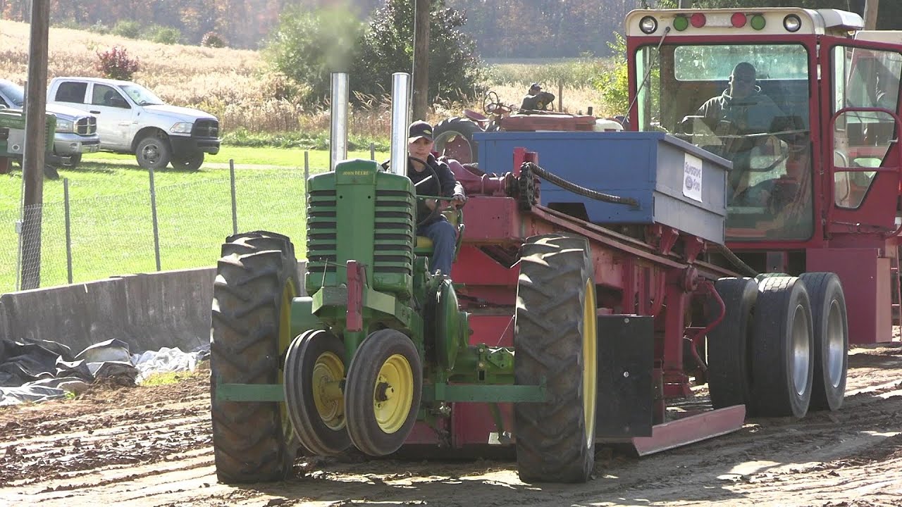 Mega 5,000LB CUT TIRE Tractors in Action! Watch This Middlecreek Money Bash Showdown Now!