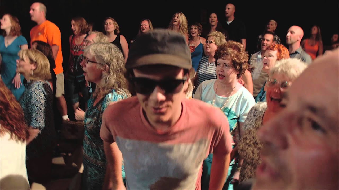 PopUp Chorus sings 