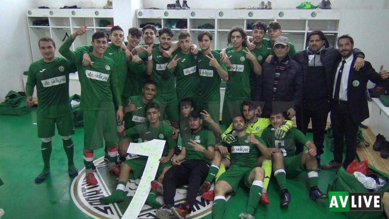 Juniores Calcio Avellino, è qui la festa: lo show nello spogliatoio