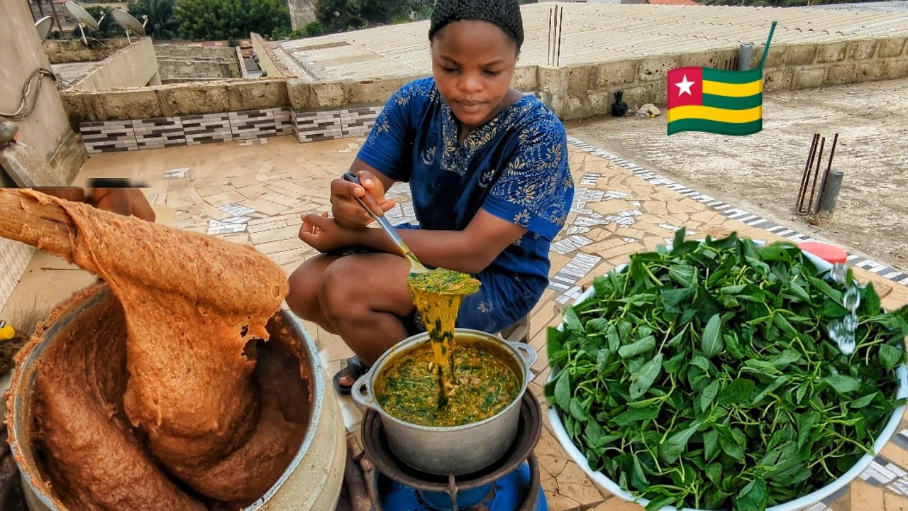 Cooking the Healthiest most delicious meal in Togo West Africa This is why Togolese people live long