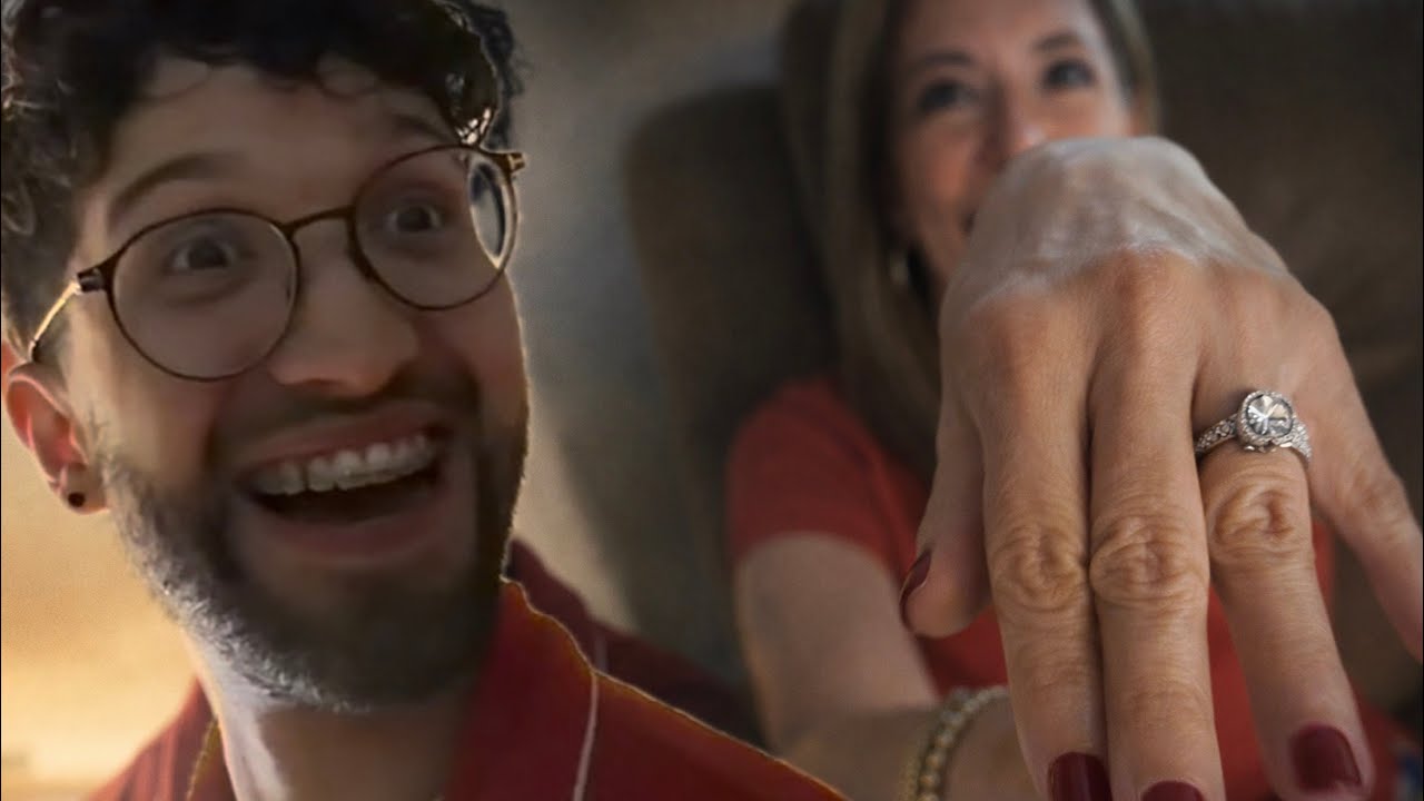 Le Propuso Matrimonio En Nochebuena!