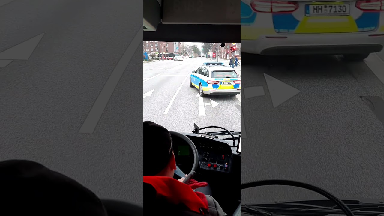 BUS & POLIZEI #busfahrer #gru&szlig; #415