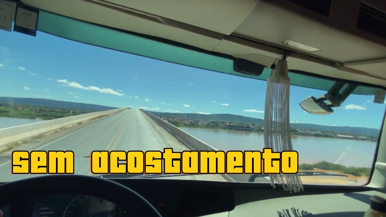 Trecho perigoso, sem acostamento, chegando em Ibotirama BA