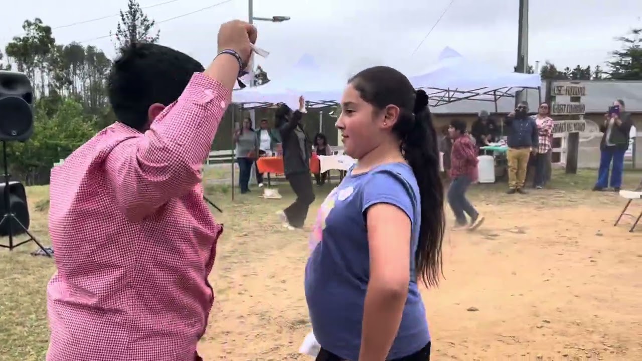 Los Rancheros De Nahuelbuta - La Albahaquita /Music Video