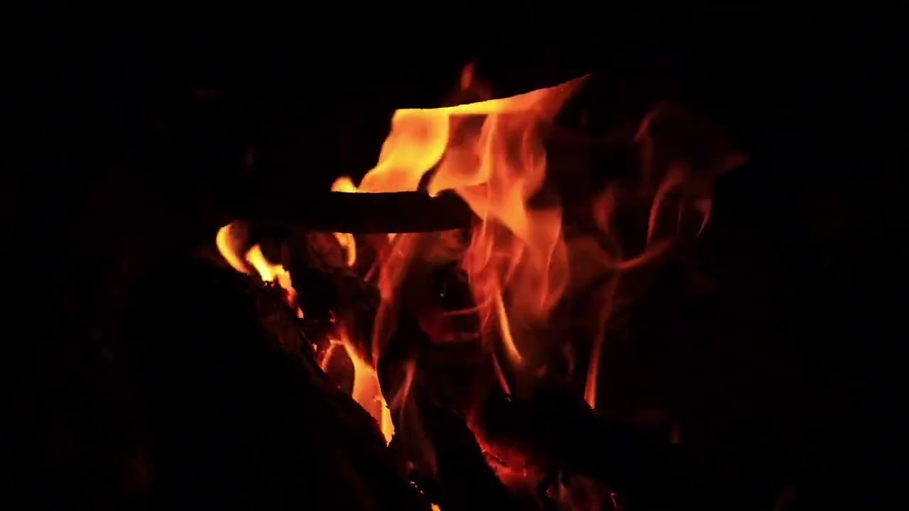 Vintage Hearth Warmth: Crackling Fireplace Sounds for Deep Sleep