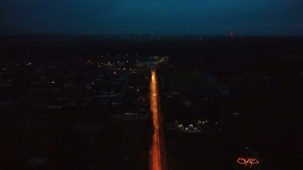 PAJĘCZNO ul. Rekreacyjna Nocą&hellip;. Dron DJI 4K HD