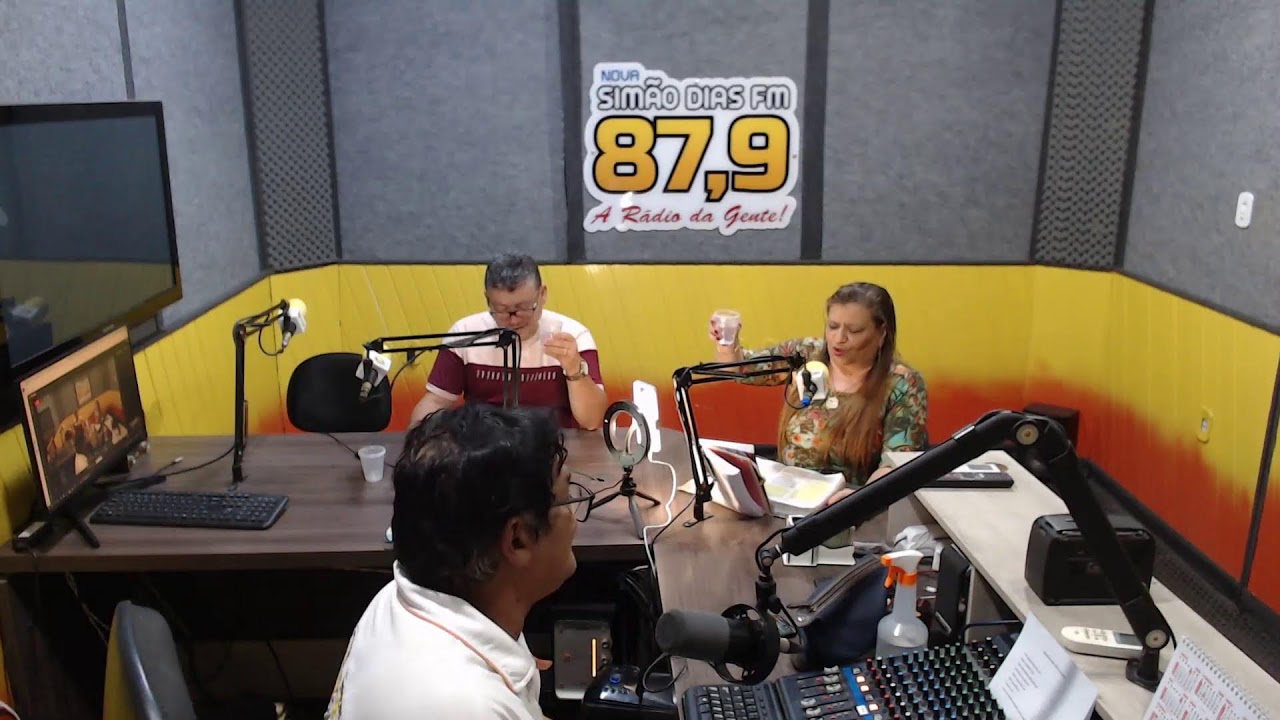 PROGRAMA   A  HORA  DA  VERDADE COM  A PASTORA  ROSANGELA E P. CHARLES  99