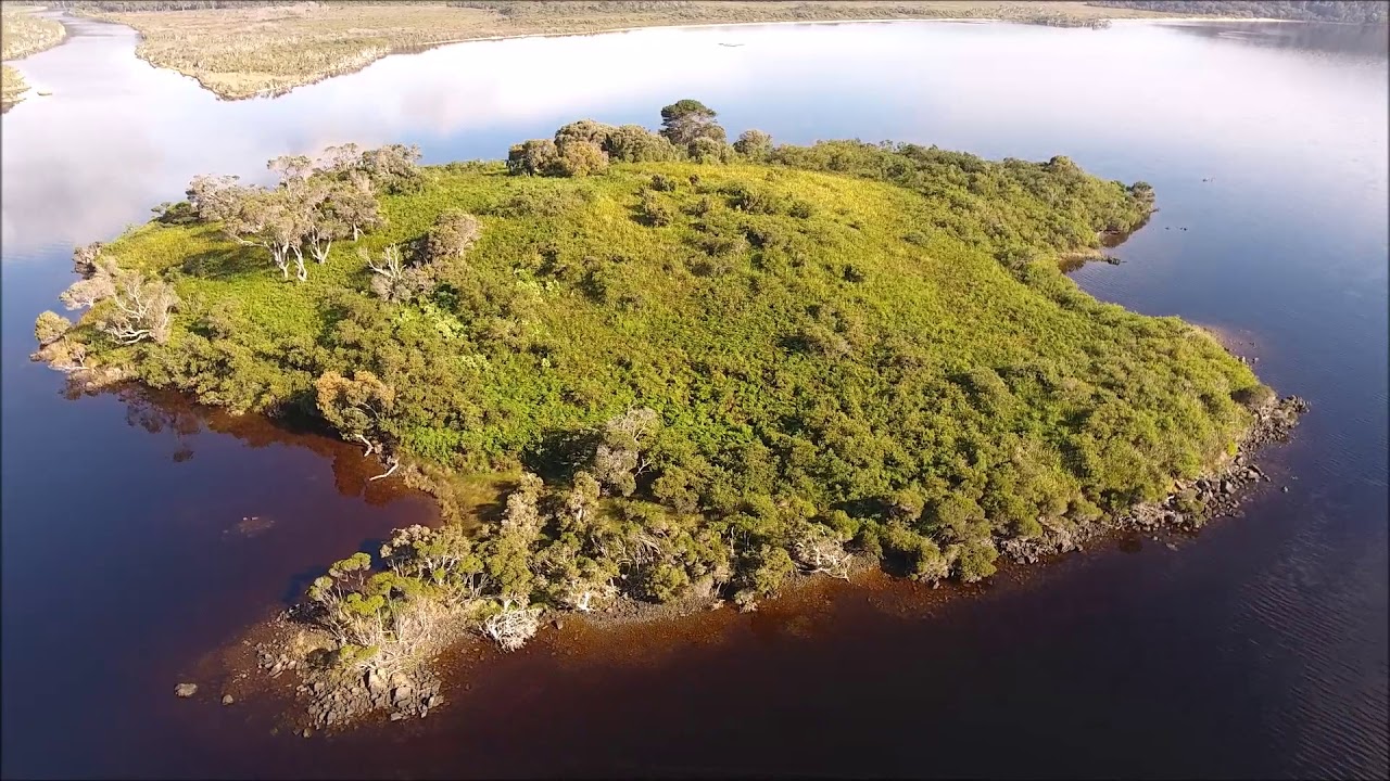 Walpole - Nornalup Inlet - Snake Island (Newdegate Island) Walpole