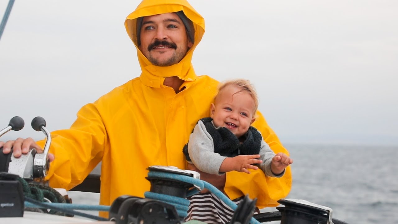 BOAT LIFE: Rainy Day at Sea. Tacking upwind to RHODE ISLAND! Ep. 232
