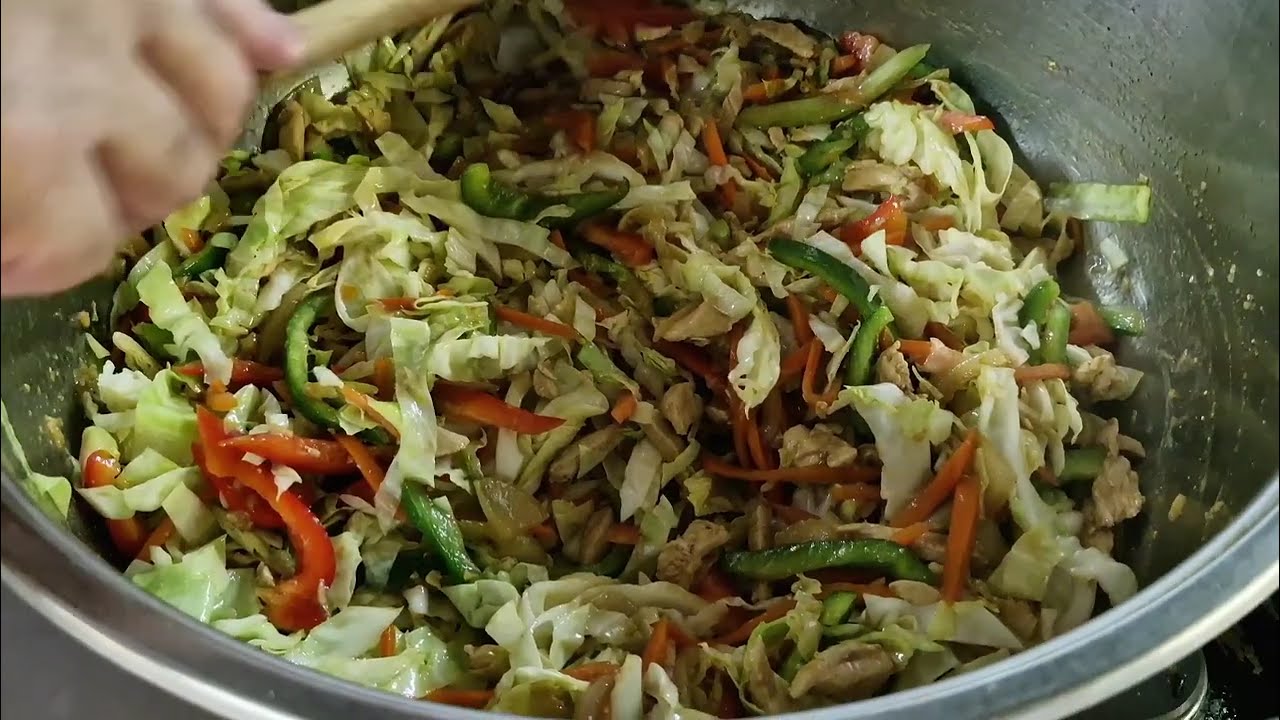STIR FRY WITH NOODLES AND VEGETABLES #foodislove #foodbloggers #foodvloger