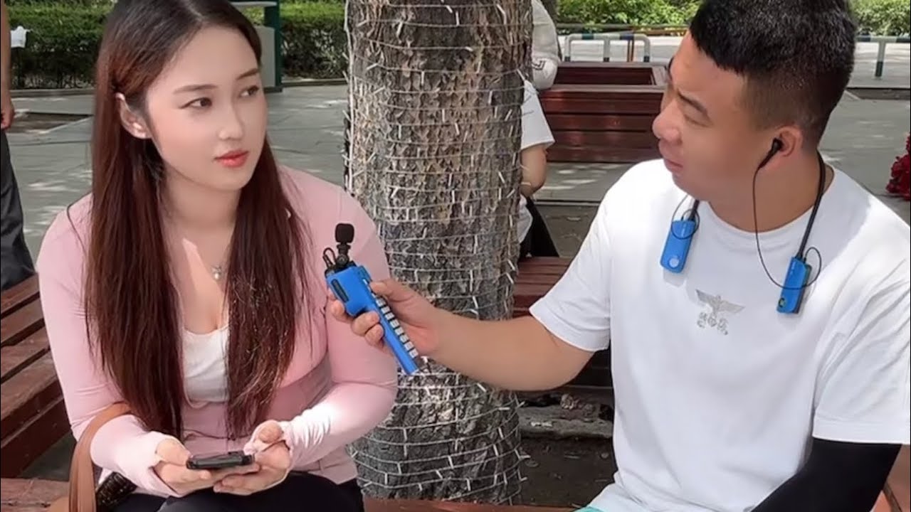 元帅户外搞笑撩美女