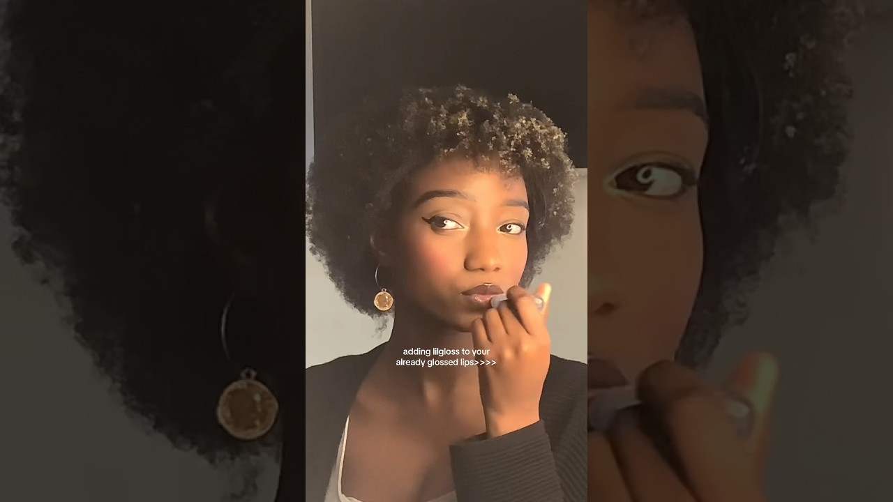 adding more lipgloss to your already glossed lips! #shortsvideo #tiktok #relatable #lipgloss