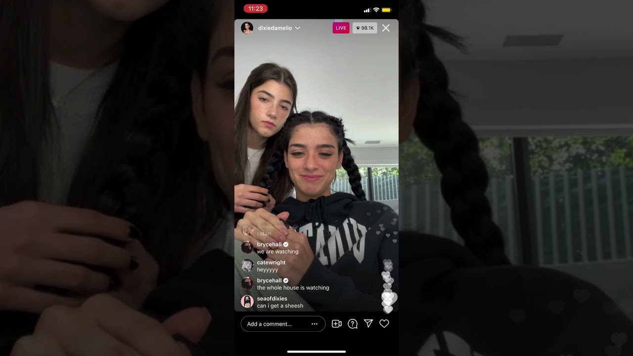 Dixie D’amelio live on instagram with Charli D’amelio 4/22/21