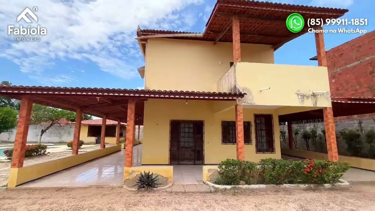 CASA DUPLEX COM 4 QUARTOS + PISCINA