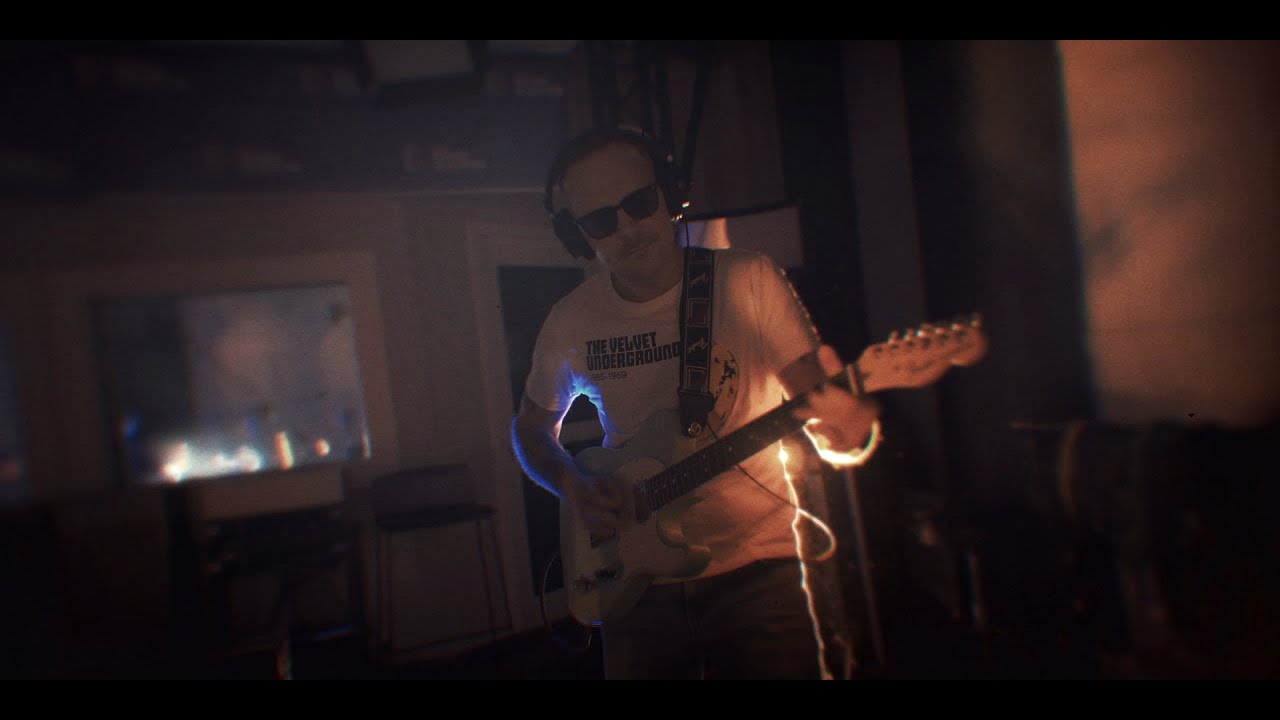 Fluffy Moss - Sway (live session)