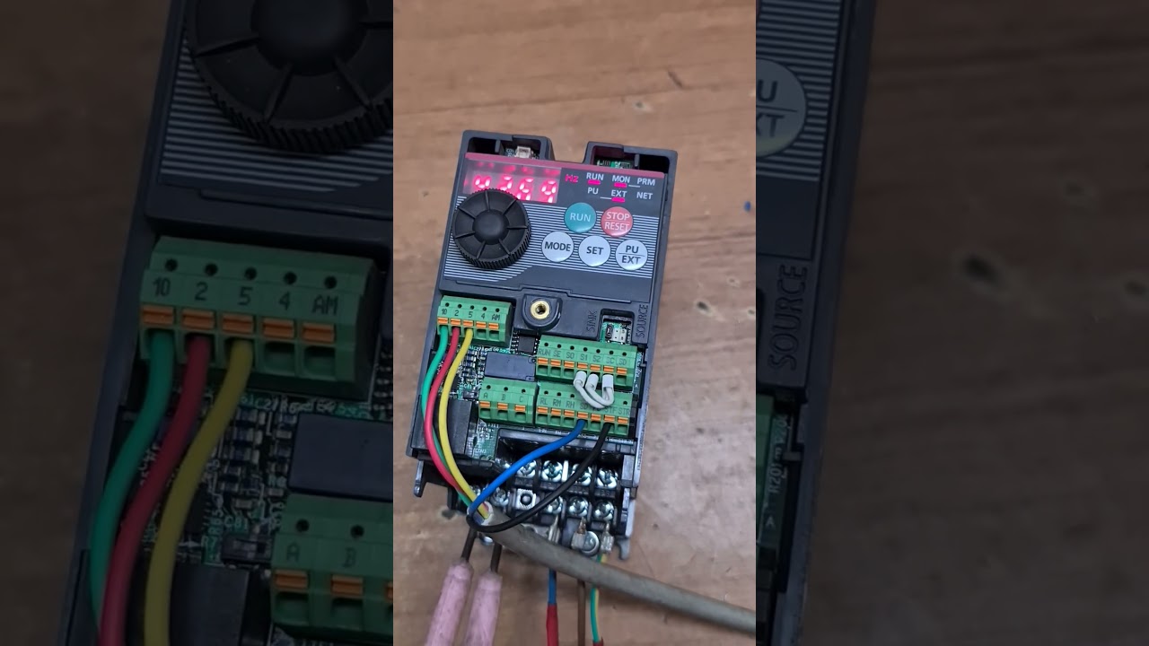 MITSUBISHI D700 0.4KW/0.5HP 1PHASE