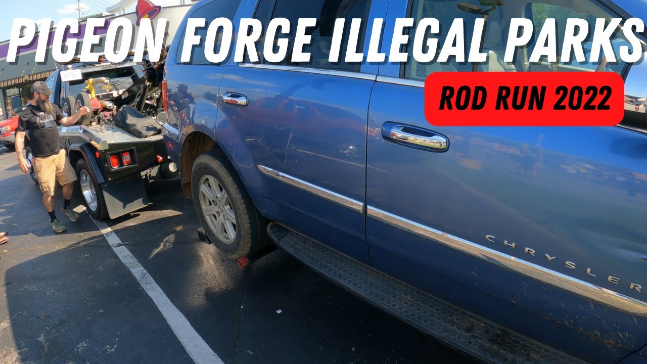 Illegal Parks At Taco Bell | Pigeon Forge Rod Run 2022