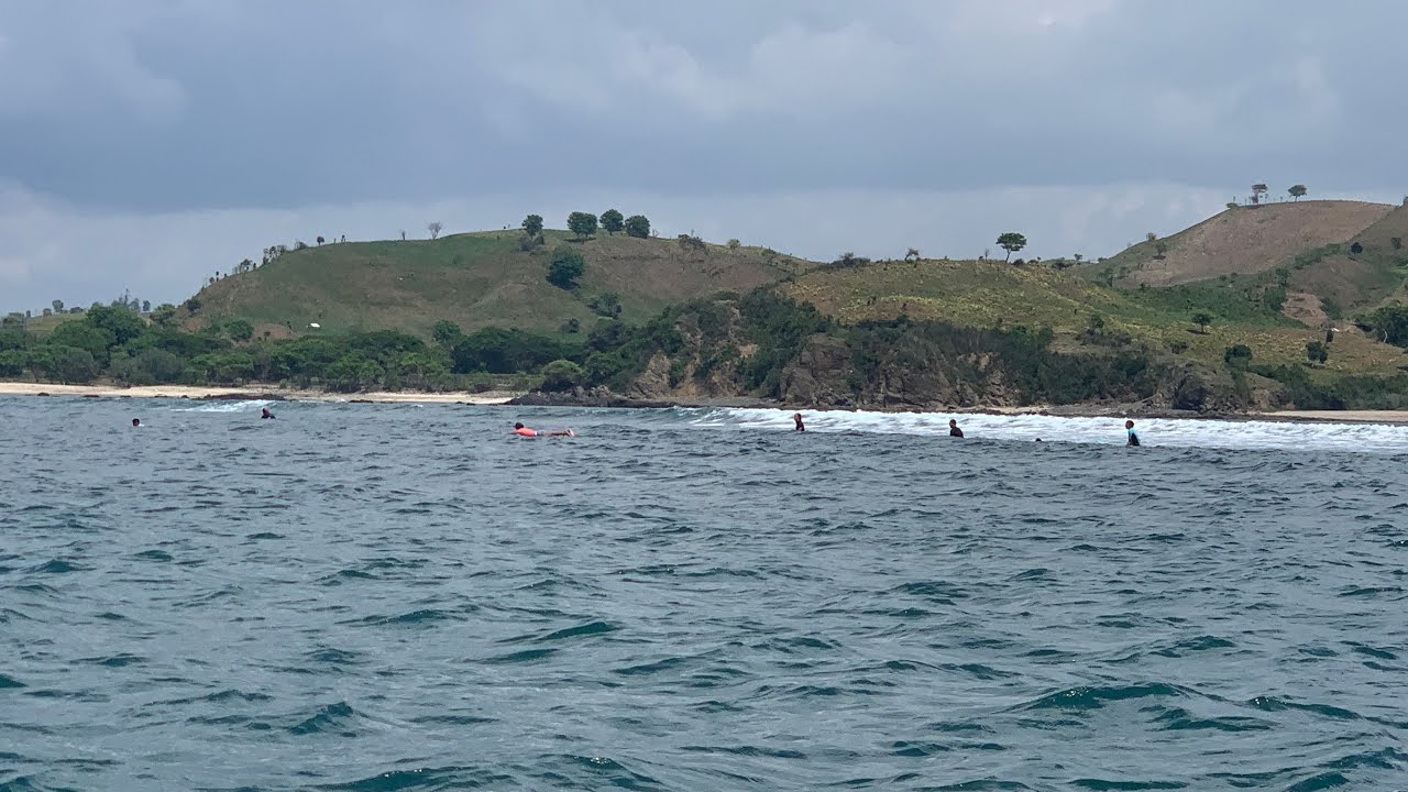#Familytravels 34 - Lombok, Indonesia - Surfing Gerupuk