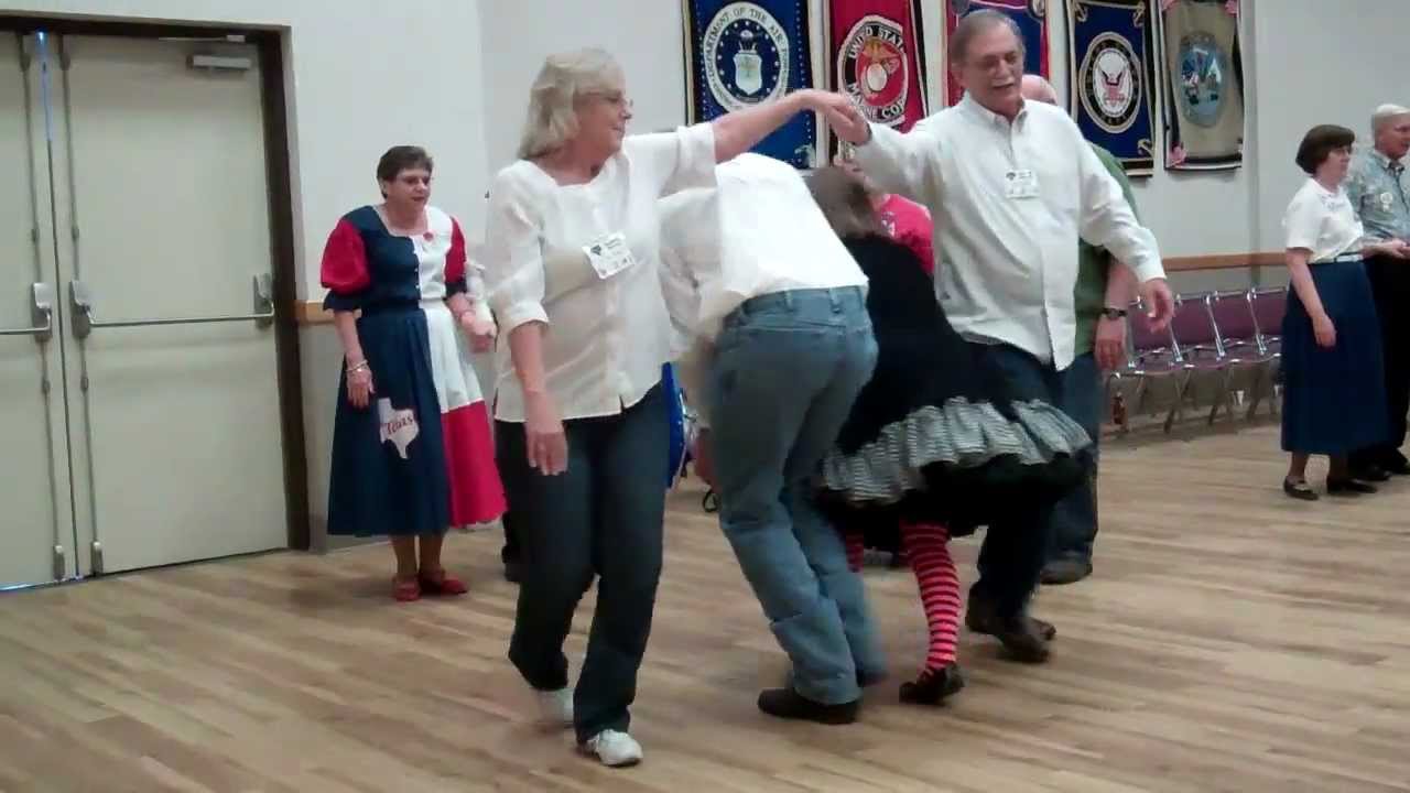 Dip N Dive Old Time Square Dance Vernon Jones calling.mp4