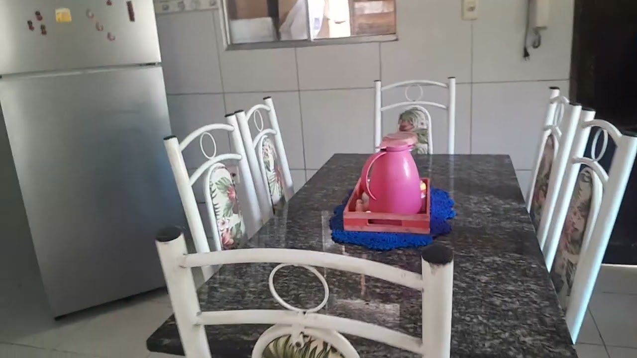 Dia a dia de uma dona de casa que gosta de tudo rosa.