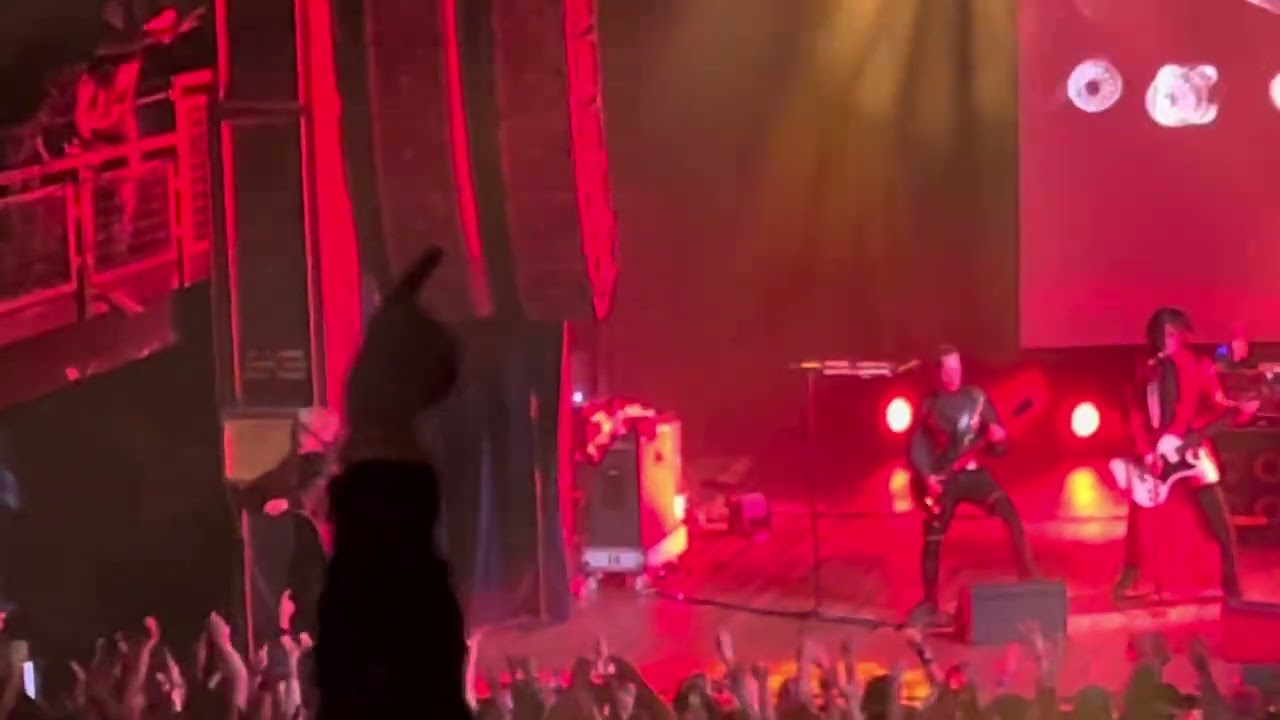 Dir En Grey - Child Prey: (Shinya Messes Up) Who Is This Hell For? House of Blues 04/11
