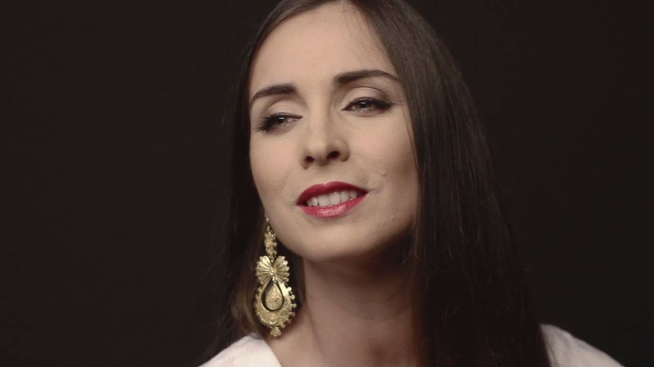 Cláudia Leal | Fado e Lisboa | Disco Quarto Crescente