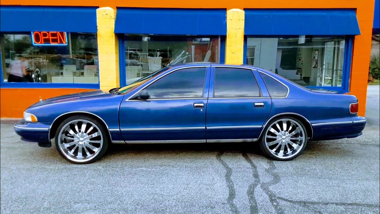 1995 Chevy Caprice on 22s