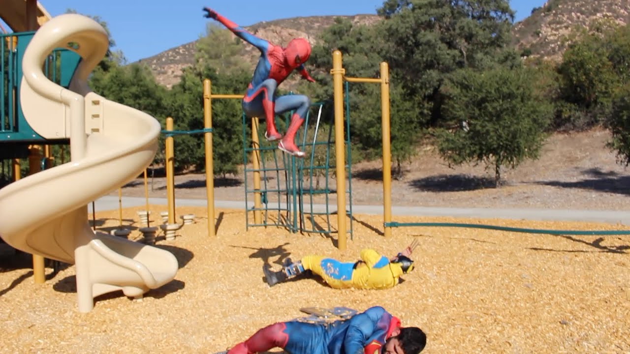 Spiderman Superman Hulk Wolverine WWE EDITION