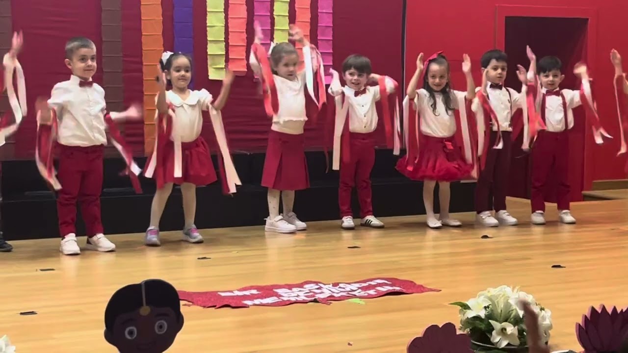 23.04.2025 kutlaması deren