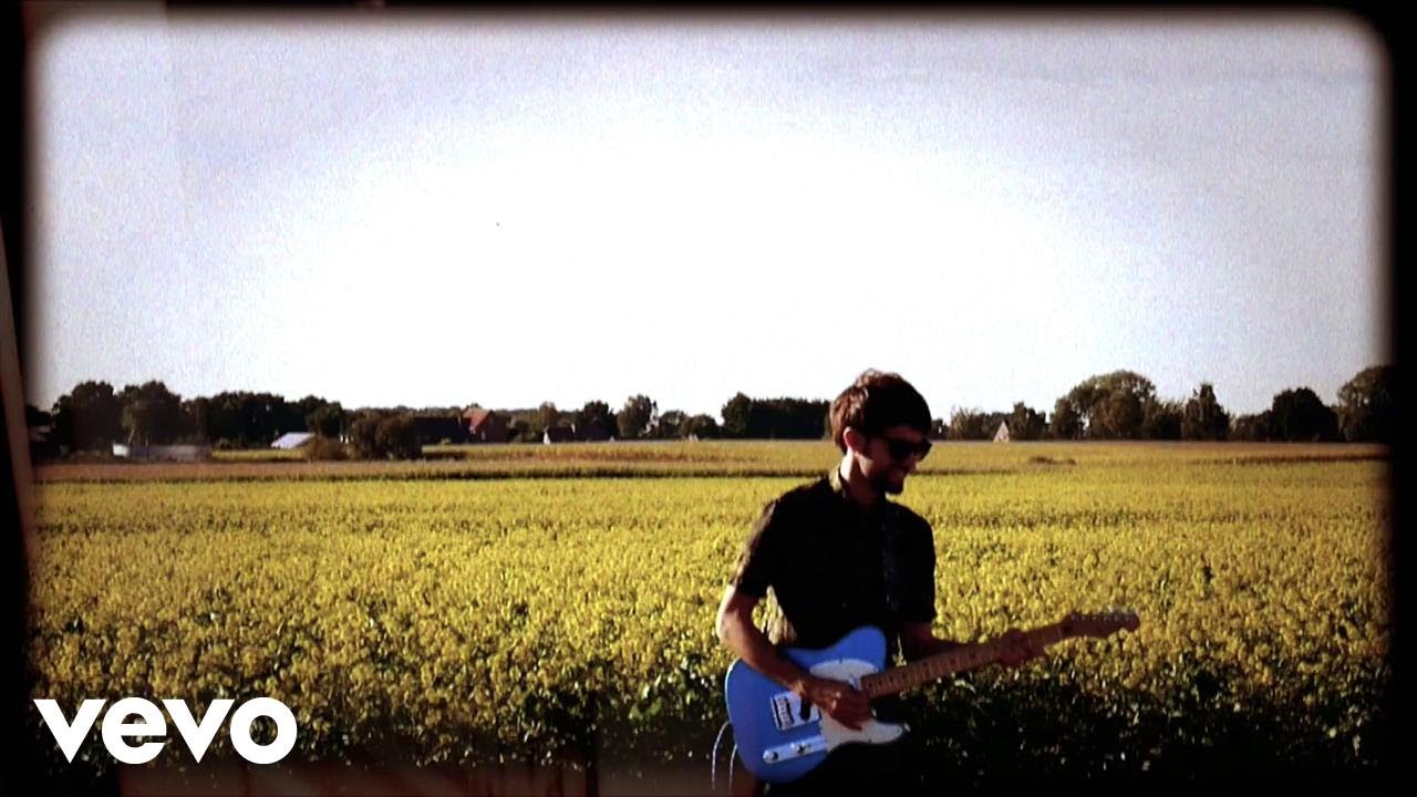 Gizmo Varillas - Hold On (Official Video)