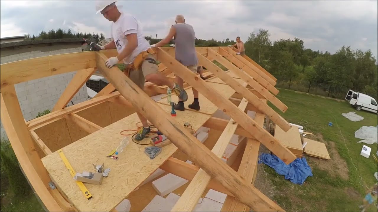 Więźba dachowa w małym domku