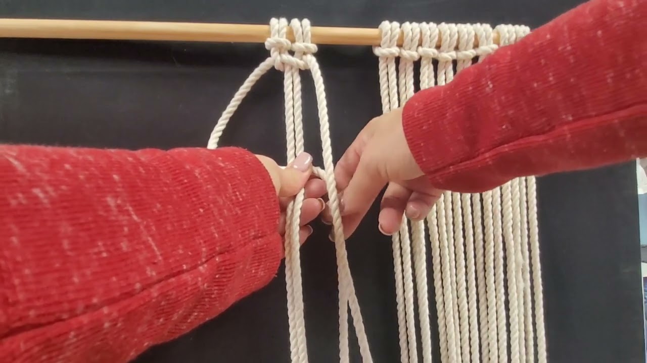 How to: Macramé a Square Knot and a Square Knot Sennit