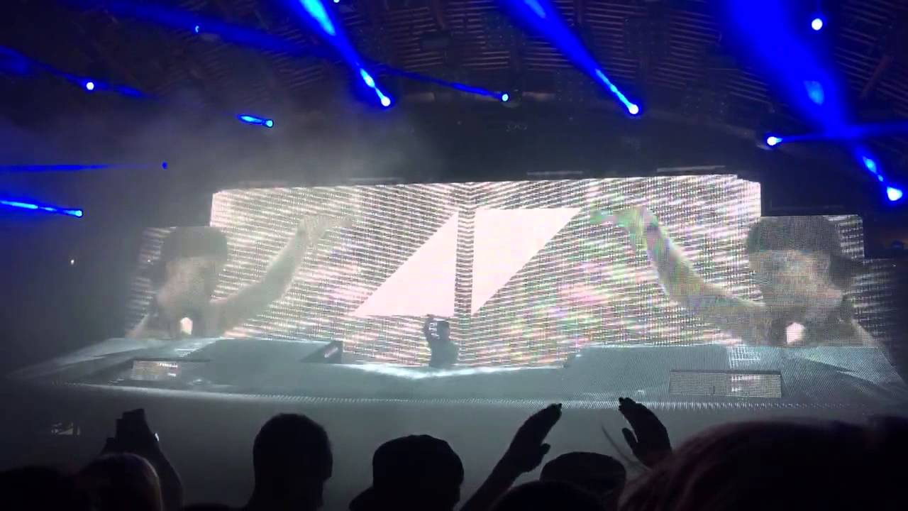 Talk To Myself Avicii Ushuaia Ibiza Aug 9 2015