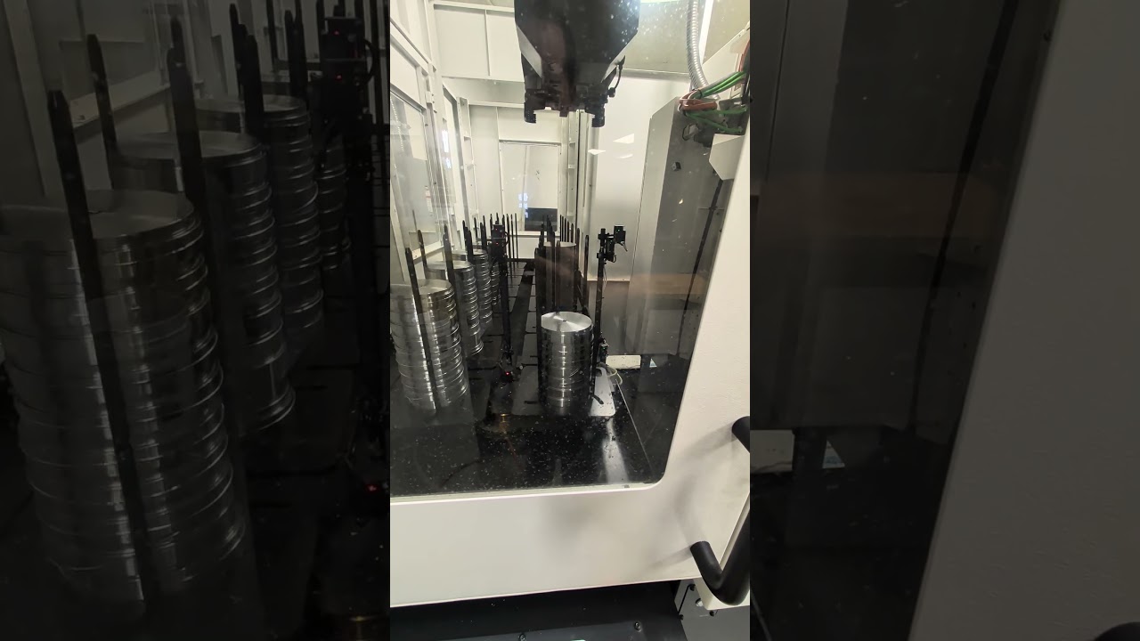 Mazak Dual Turn 200 with Gantry (2022)