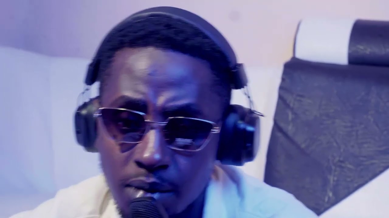 Fenda muzika - Umuturanyi(official_visualizer) 