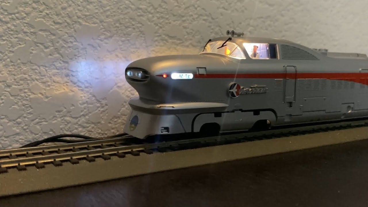 Con-Cor GM AeroTrain - Santa Fe San Diegan version
