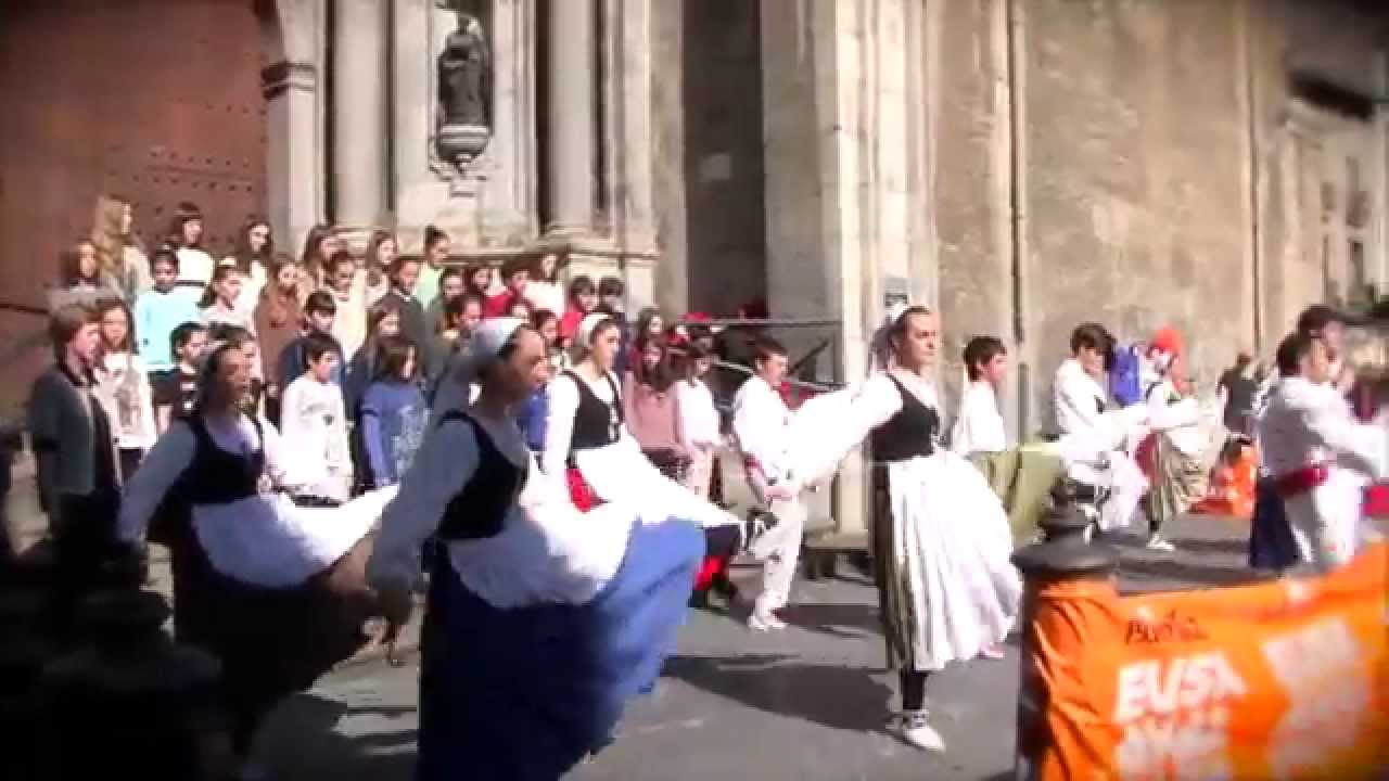Azkoitiko Lip dup-a Korrika 19rekin bat eginda