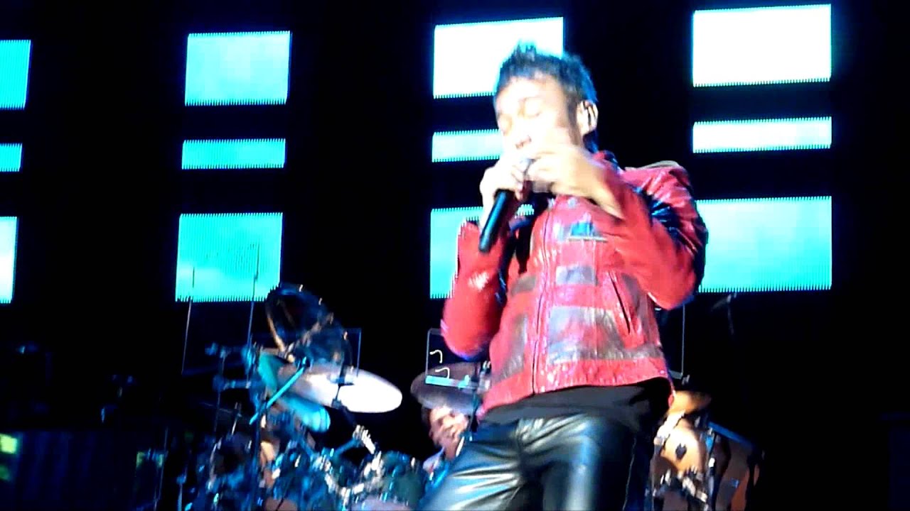 Journey - Separate Ways (Live - Manchester Arena, UK, May, 2013)