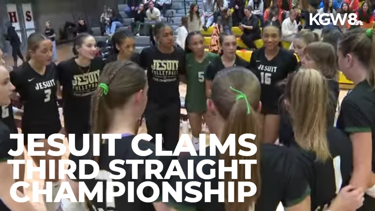 Jesuit outlasts Sprague to win third straight Volleyball state championship