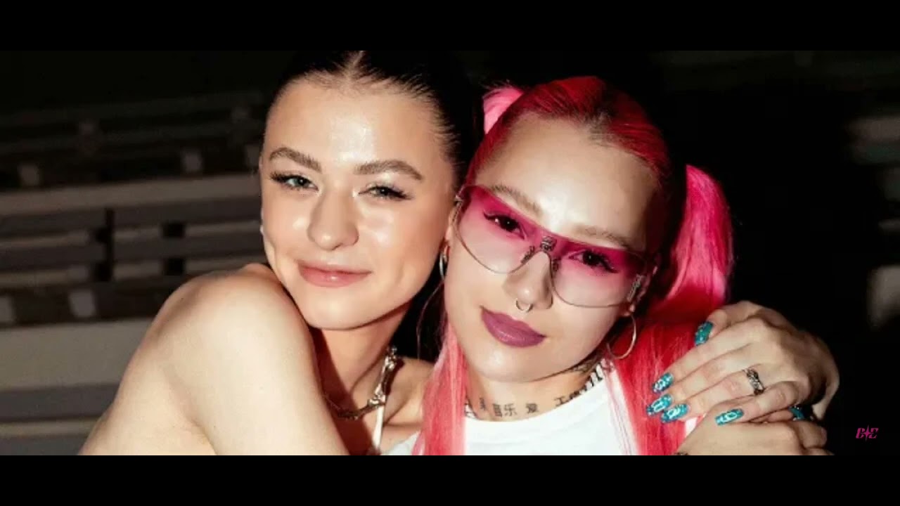 Young Leosia i bambi - BFF   [Tekst]