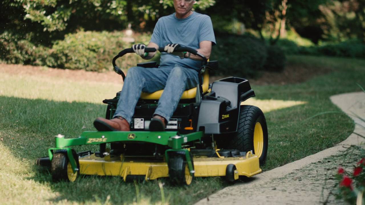 How To Level a Z500E Mower Deck | John Deere Ztrak Zero Turn Mower Maintenance