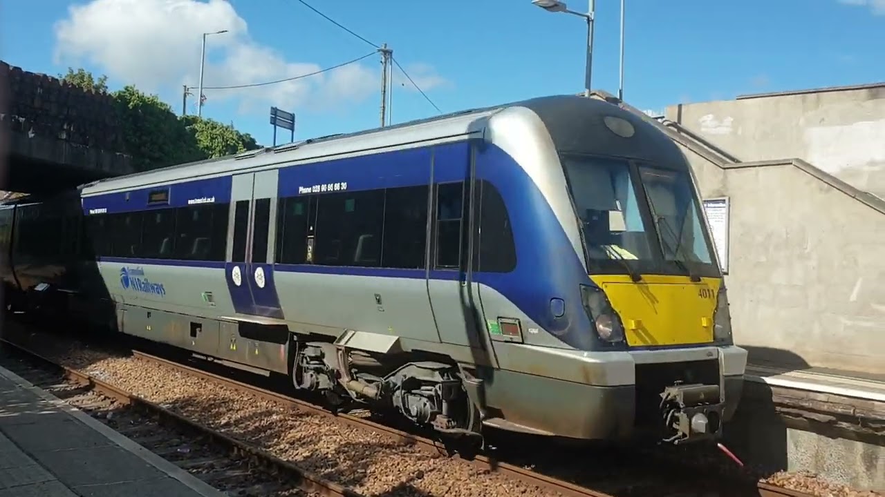 4012 and 4011 At Clipperstown 4-9-22
