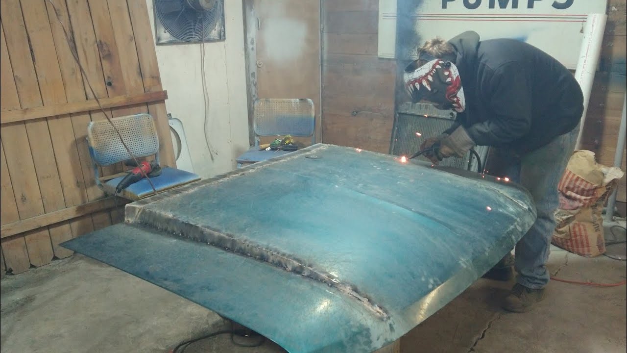 Building a custom cowl hood (P2)
