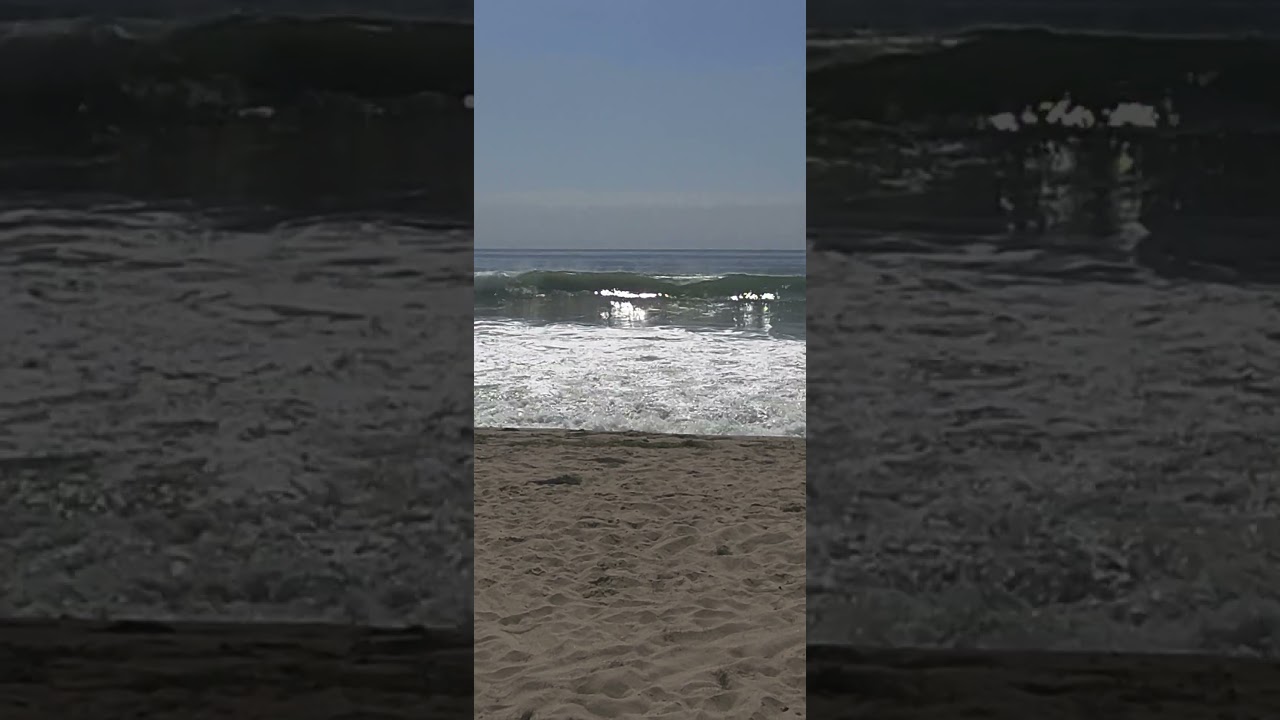 Malibu Surf #beach #peacefulwaves #waves #lifeisbutadream #oceanparadise #malibucoast #malibubeaches